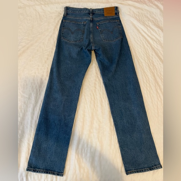 Levis Wedgie Straight Jeans - Picture 3 of 7